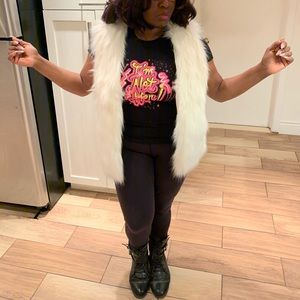 Jackets & Coats - Faux fur vest (New, woe only for the picture) Jackets & Coats - Faux fur vest (New, woe only for the picture)